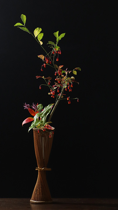 Bamboo Flower Basket（Shokansai Iizuka）