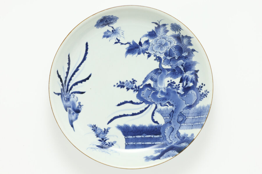 Old-Kakiemon Dish with Design of Peony and Phoenix（Edo Period）-1