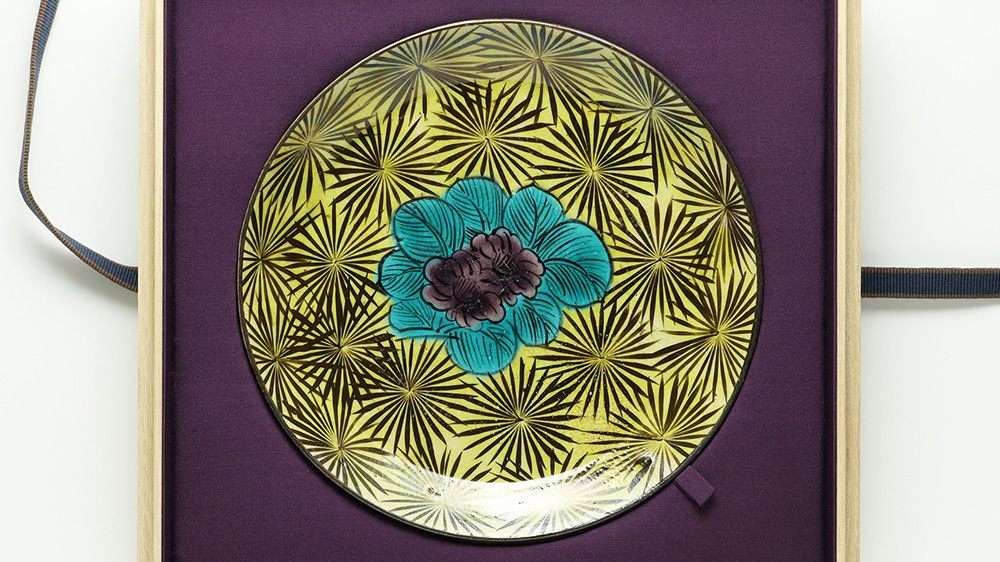 Aode-Kutani Dish with Design of Camellia（Edo Period）-6