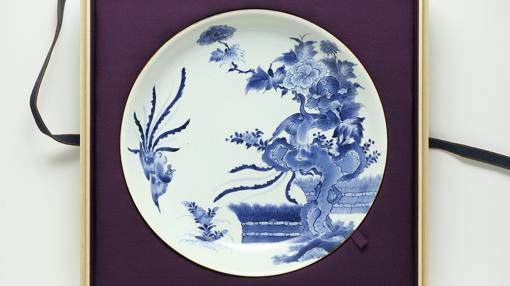 Old-Kakiemon Dish with Design of Peony and Phoenix（Edo Period）-s8