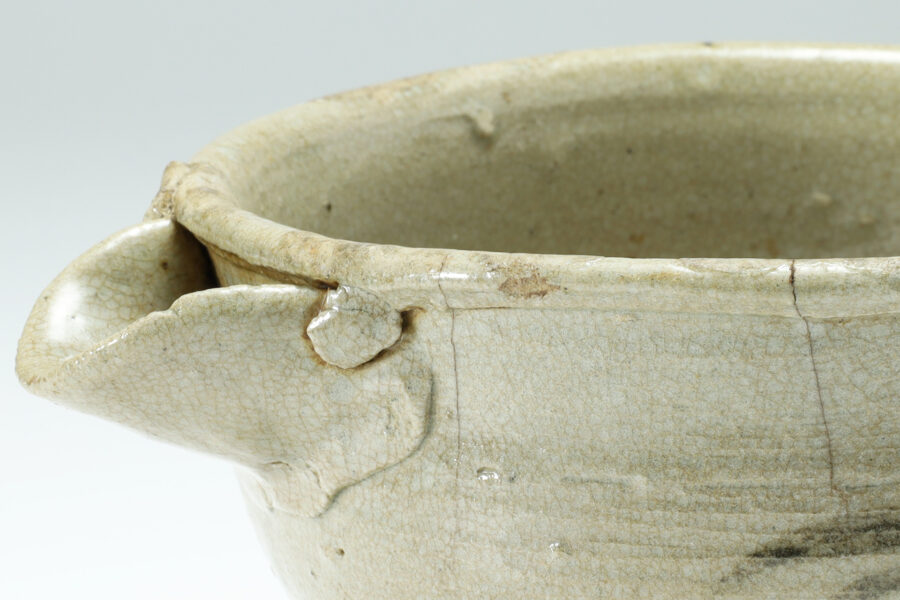 E-Garatsu Spouted Bowl with Design of Grass（Momoyama-Edo Period）-8