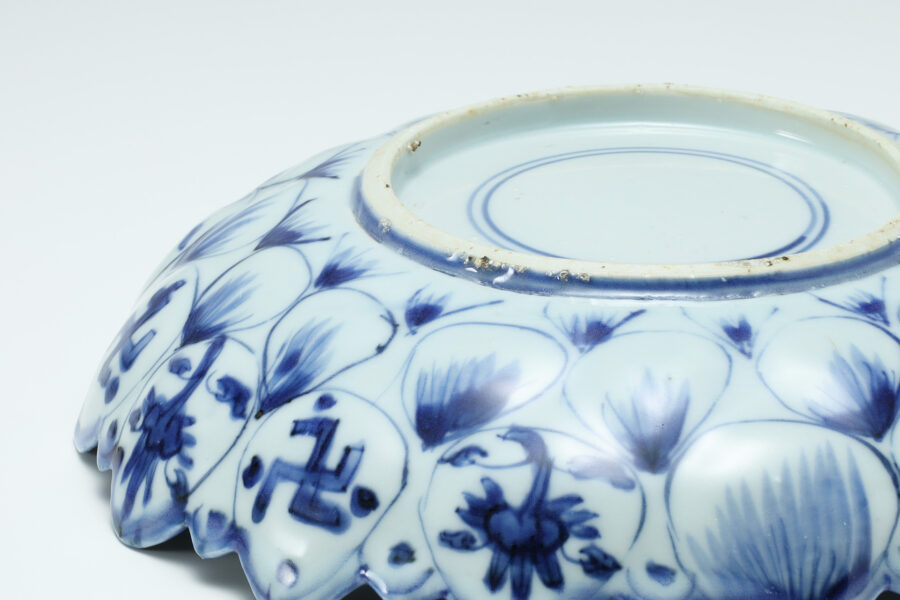 Kosometsuke Lotus shaped Dish with Design of Landscape（Ming Dynasty）-7