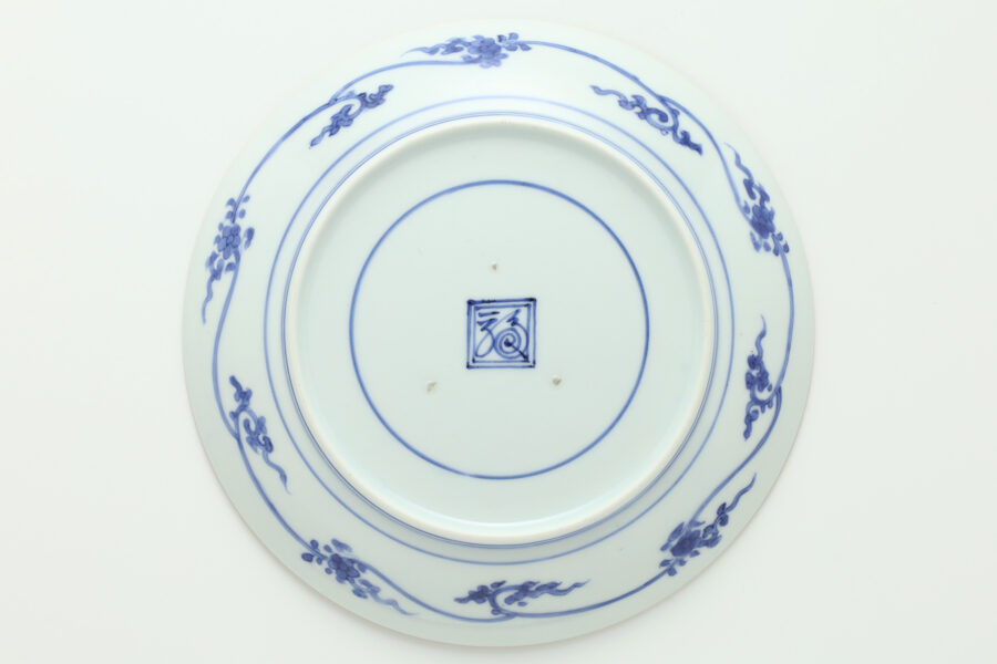 Kakiemon Dish with design of Bamboo and Swallow（Edo Period）-6