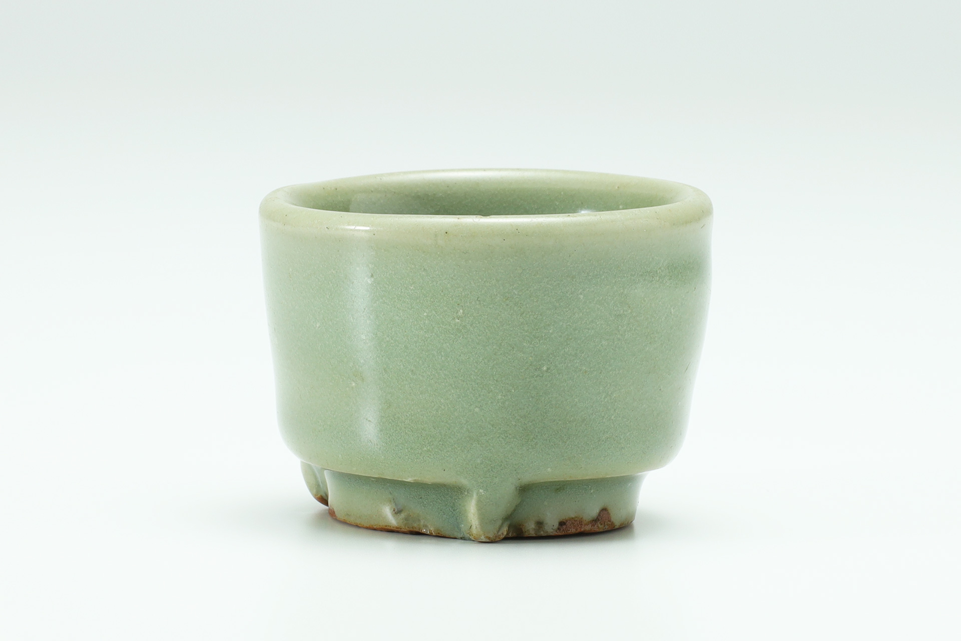 Tenryu-ji Celadon Sake Cup（Ming Dynasty）-2