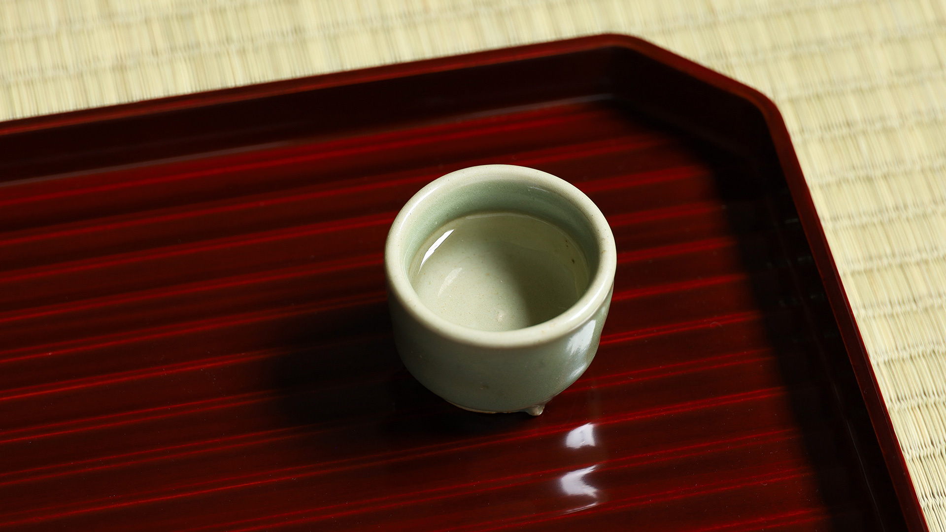 Tenryu-ji Celadon Sake Cup（Ming Dynasty）-y1