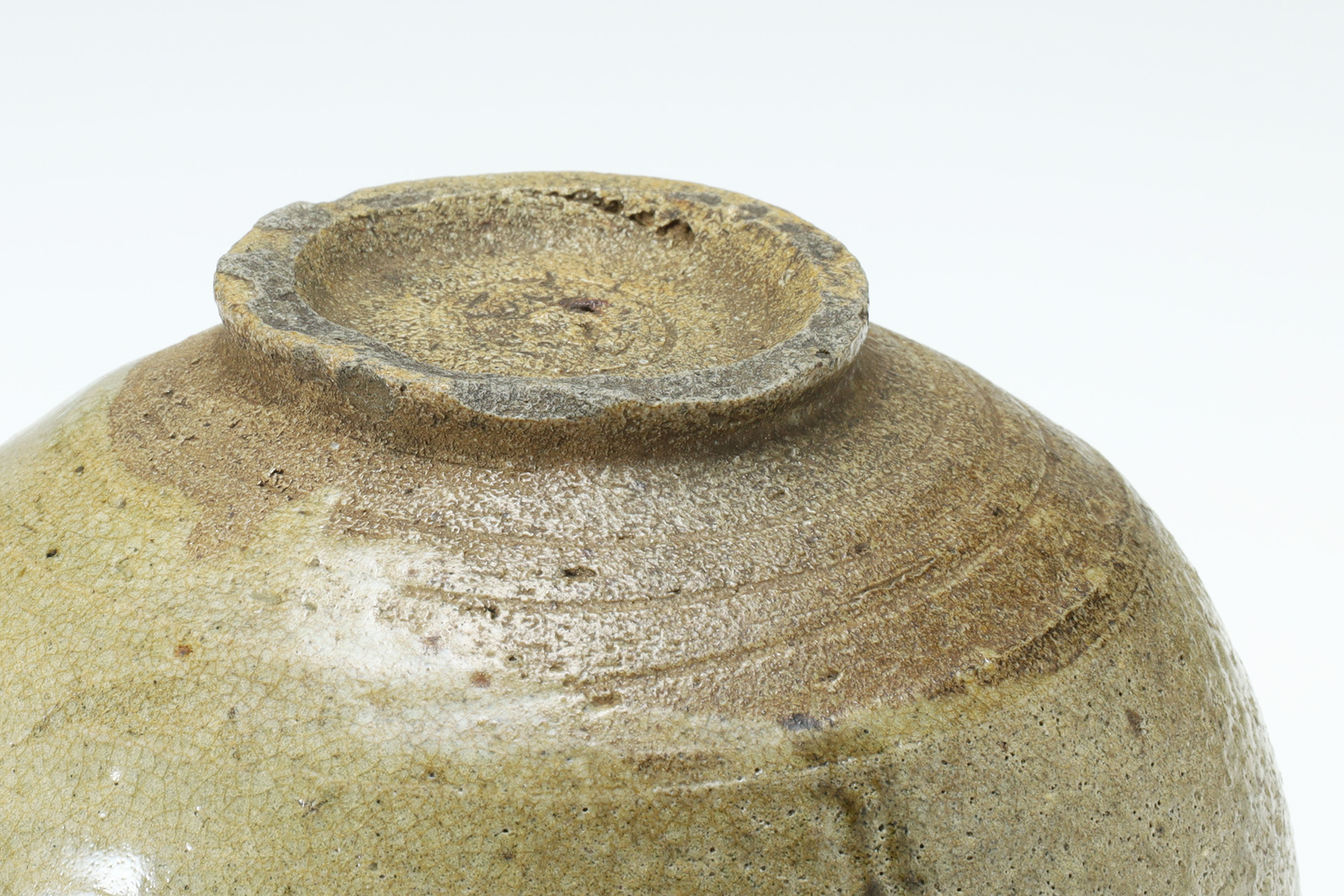 E-Garatsu Tea Bowl with Design of Grass（Momoyama-Edo Period）-9