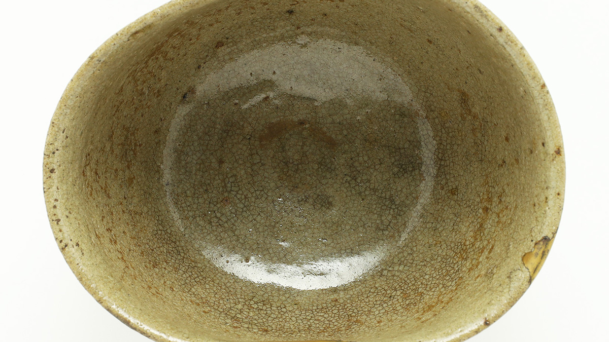 E-Garatsu Tea Bowl with Design of Grass（Momoyama-Edo Period）-3