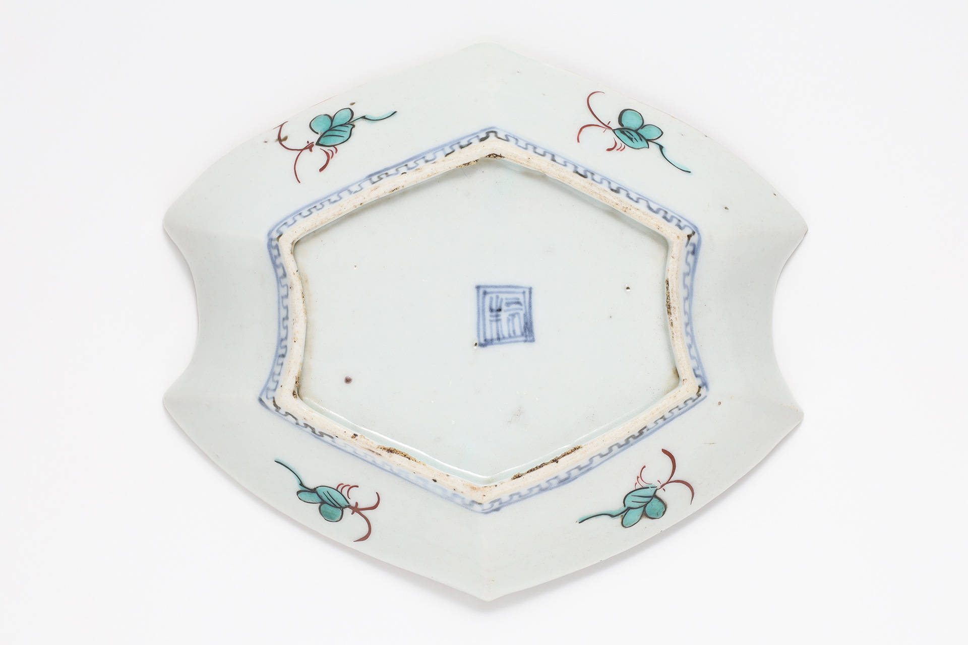 Old-Kutani Irregular shaped Small Dish with Design of Plum and Bird（Early 17th century）-6