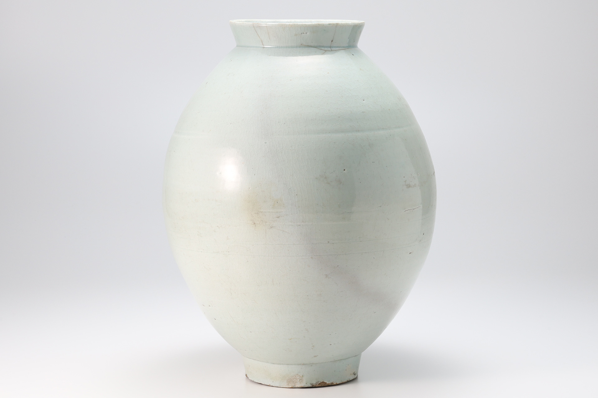 White Porcelain Lantern shaped Jar（Joseon Dynasty）-1