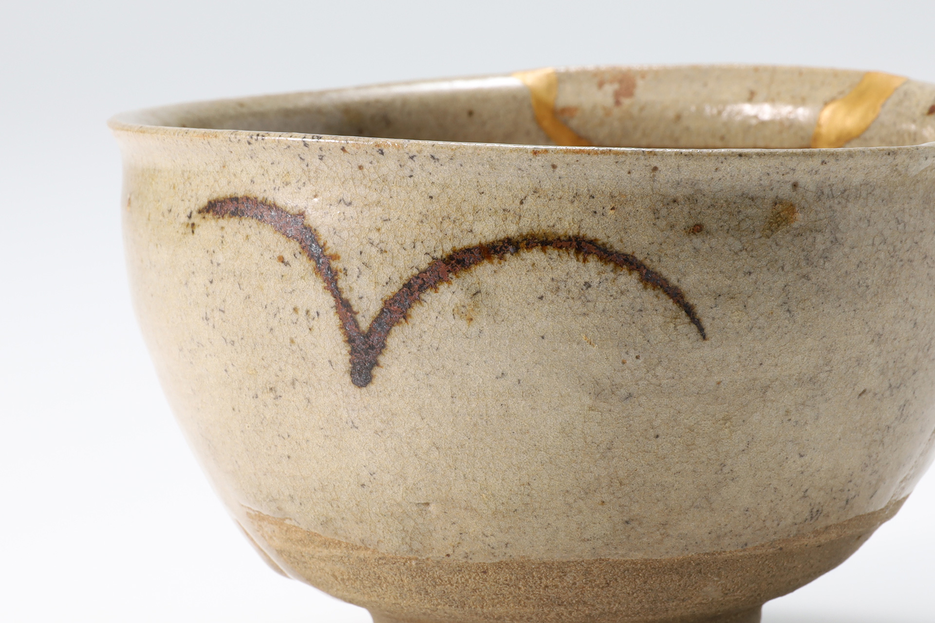 E-Garatsu Tea Bowl with Design of Bird（Momoyama-Edo Period）-3