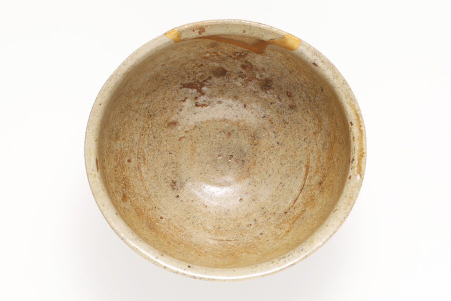 E-Garatsu Tea Bowl with Design of Bird（Momoyama-Edo Period）-5