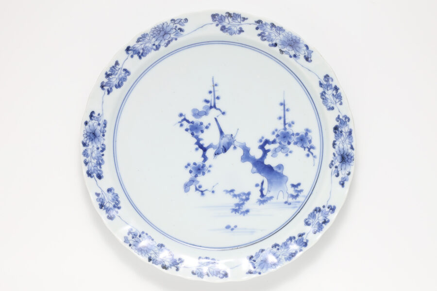 Old-Kakiemon Dish with Design of Plum and Nightingale（Edo Period）-1