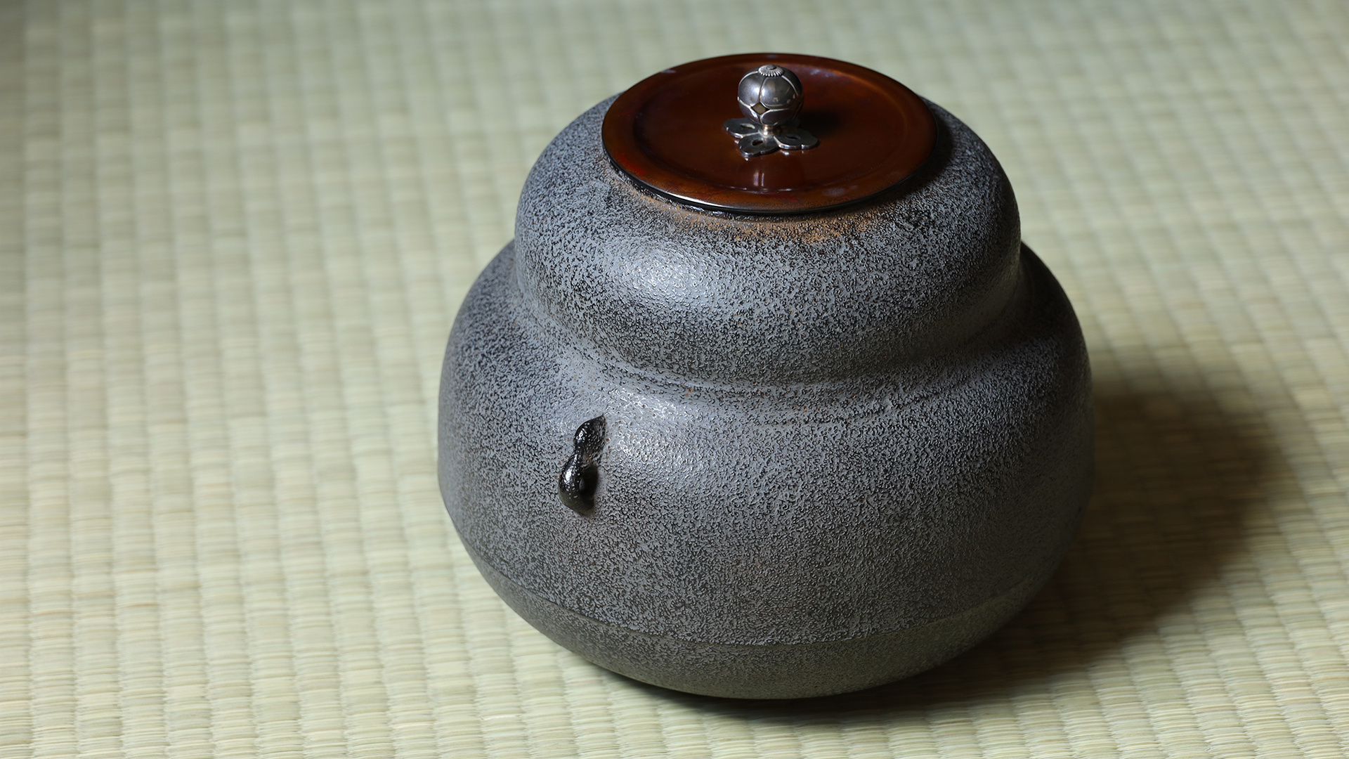 Gourd shaped Kettle（2th Yohey Yoshiha）-y1