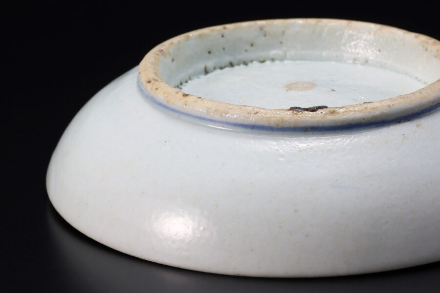 Blue-and-White Small Dish with Design of Pomegranate（Joseon Dynasty）-6