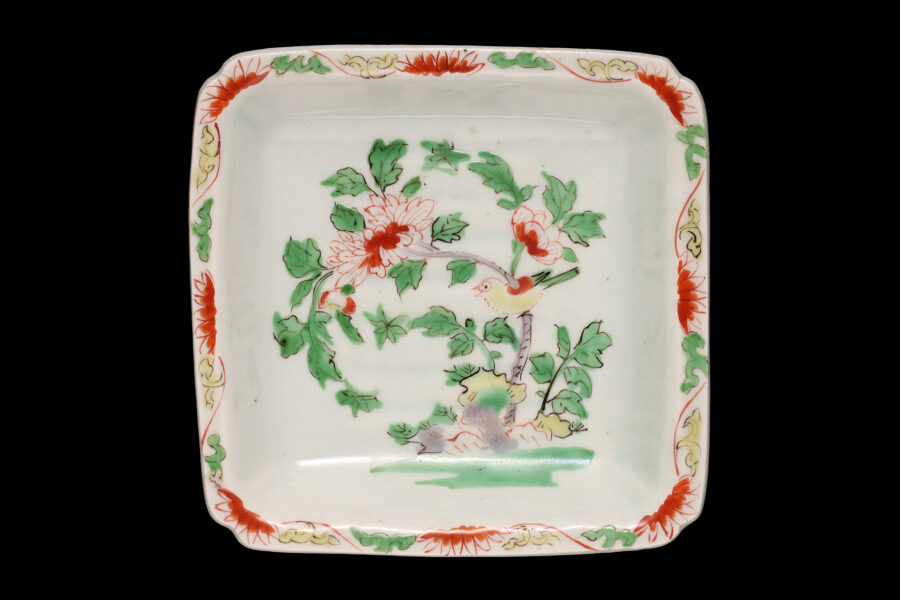 南京赤絵花鳥文角皿（5客 / 明～清時代）-15