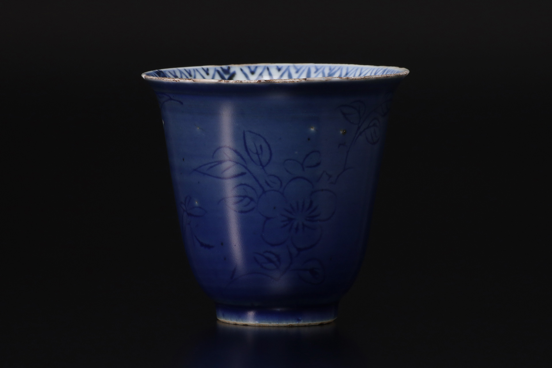 南京瑠璃釉草花文猪口（5客 / 明時代）-2