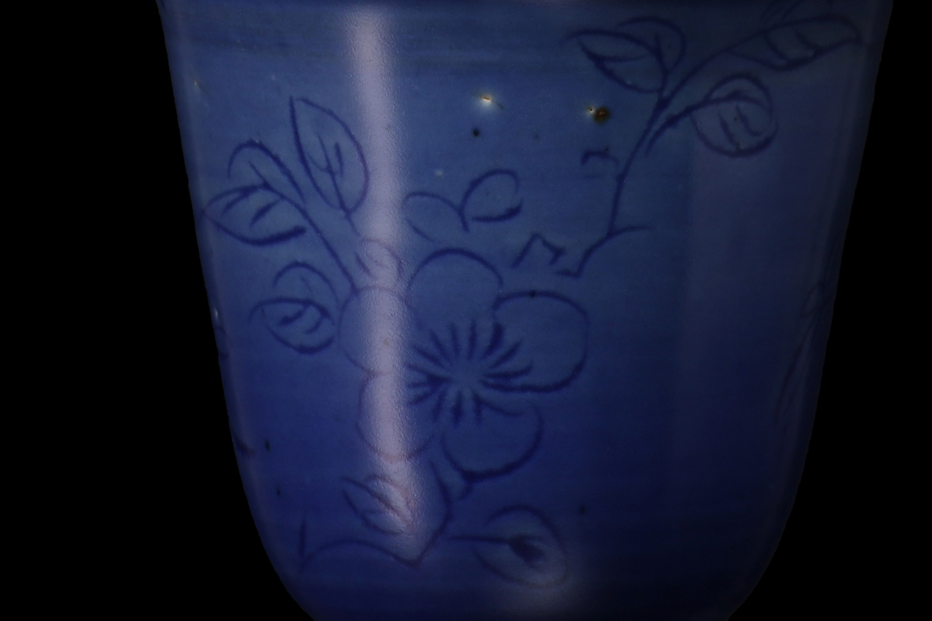 南京瑠璃釉草花文猪口（5客 / 明時代）-3