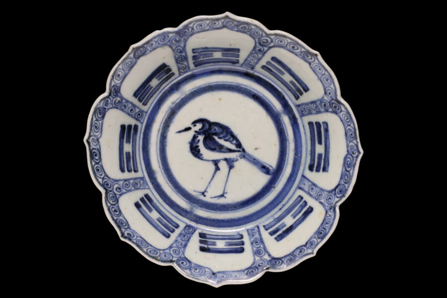 初期伊万里染付鳥文輪花小鉢（江戸時代）-1