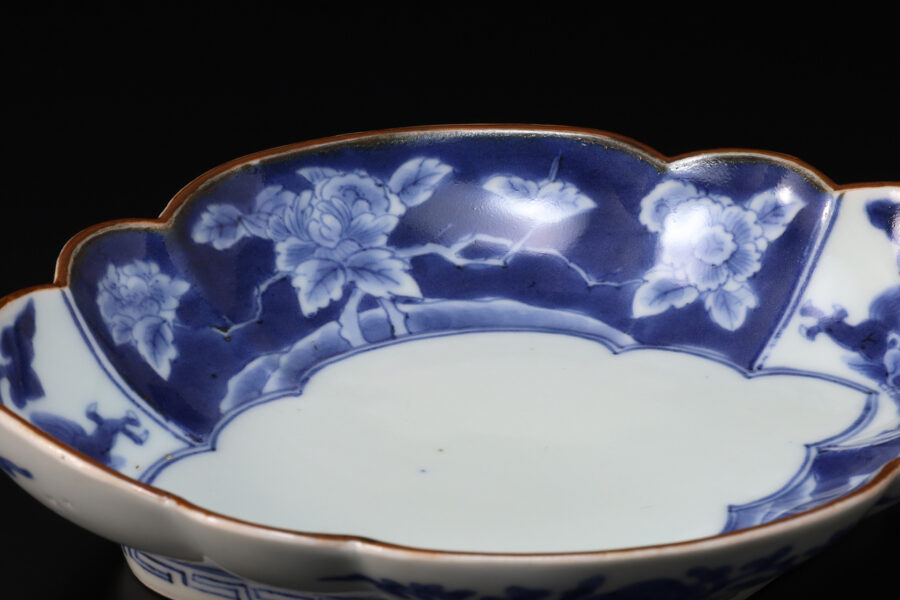 藍柿右衛門獅子牡丹文変形小皿（五客揃 / 江戸時代）-5