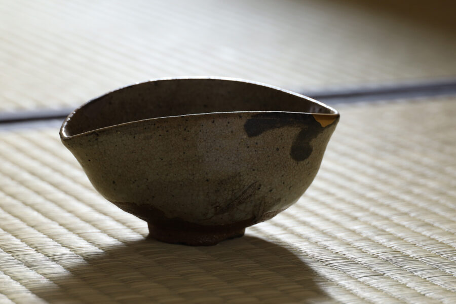 E-Karatsu Tea Bowl (Momoyama-Edo Period)