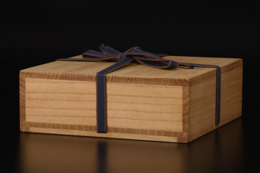 祥瑞染付花樹文輪花皿(明時代)-12