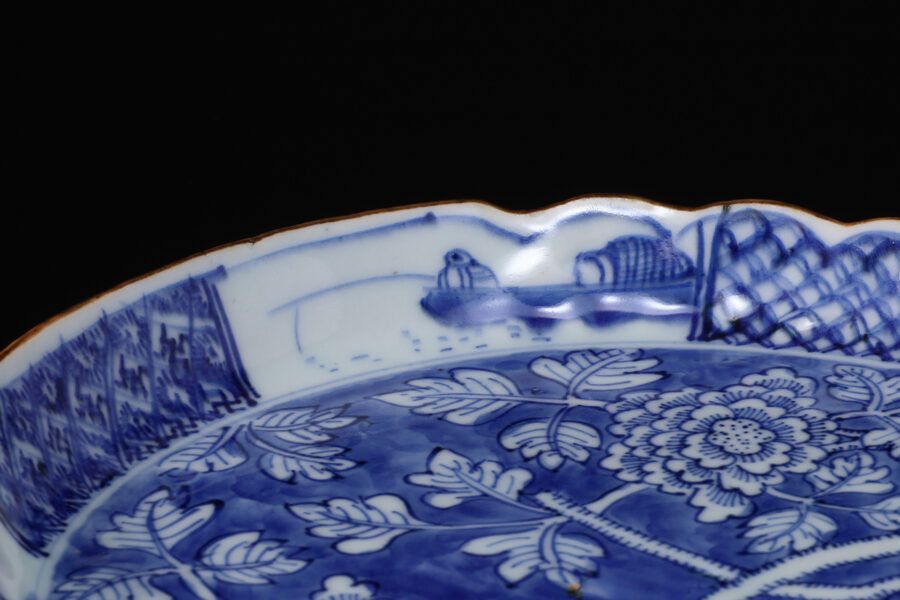 祥瑞染付花樹文輪花皿(明時代)-4