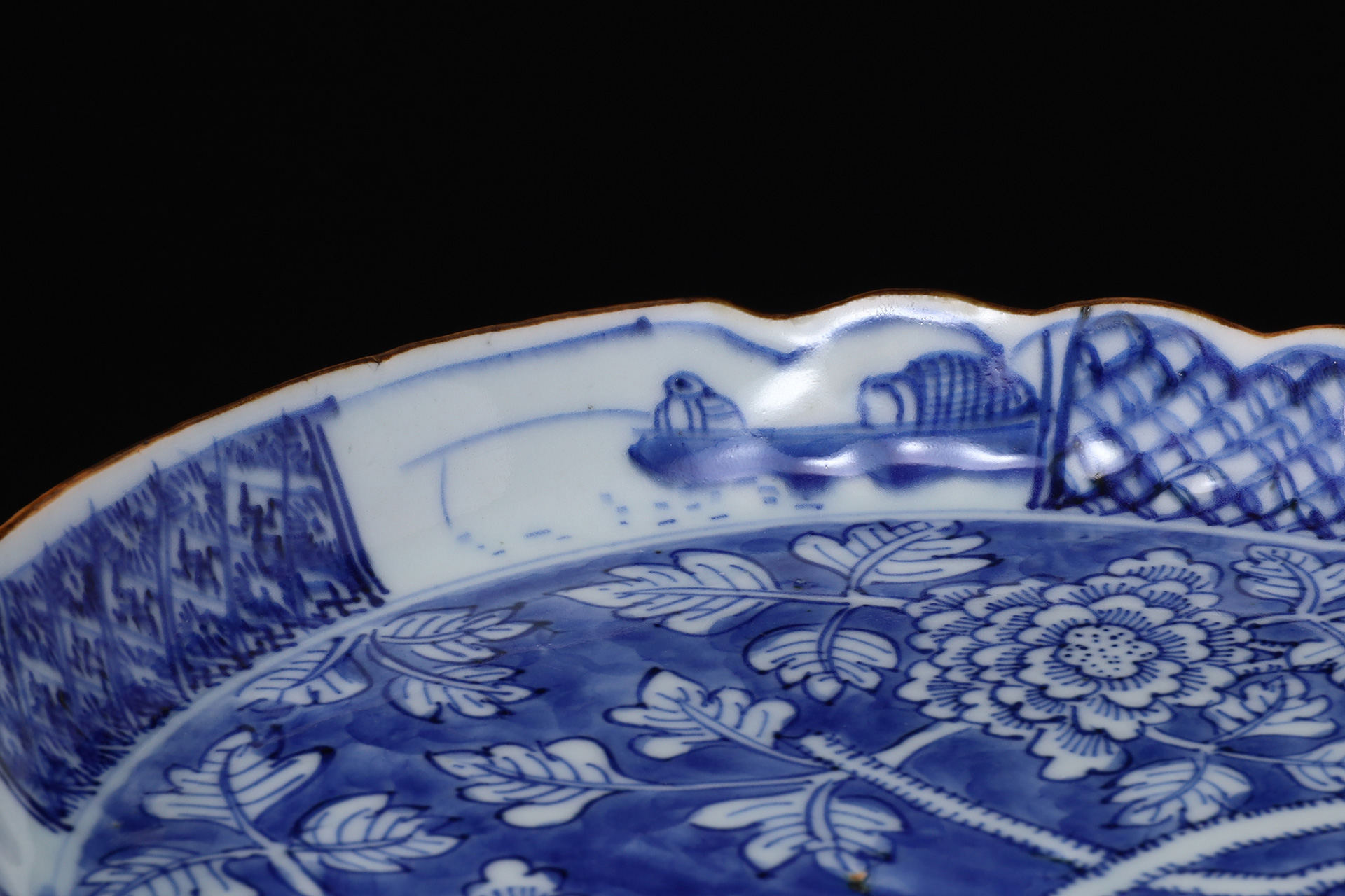 祥瑞染付花樹文輪花皿（明時代）-4