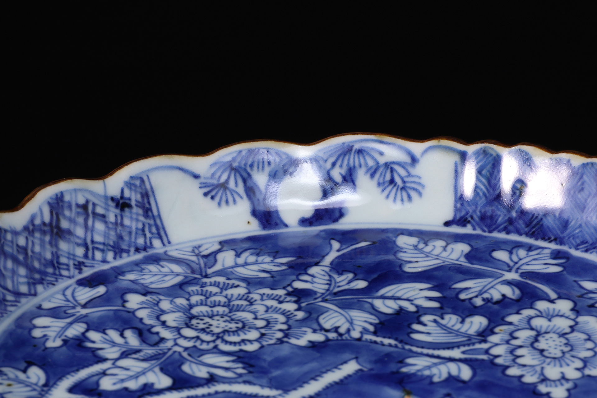 祥瑞染付花樹文輪花皿（明時代）-5