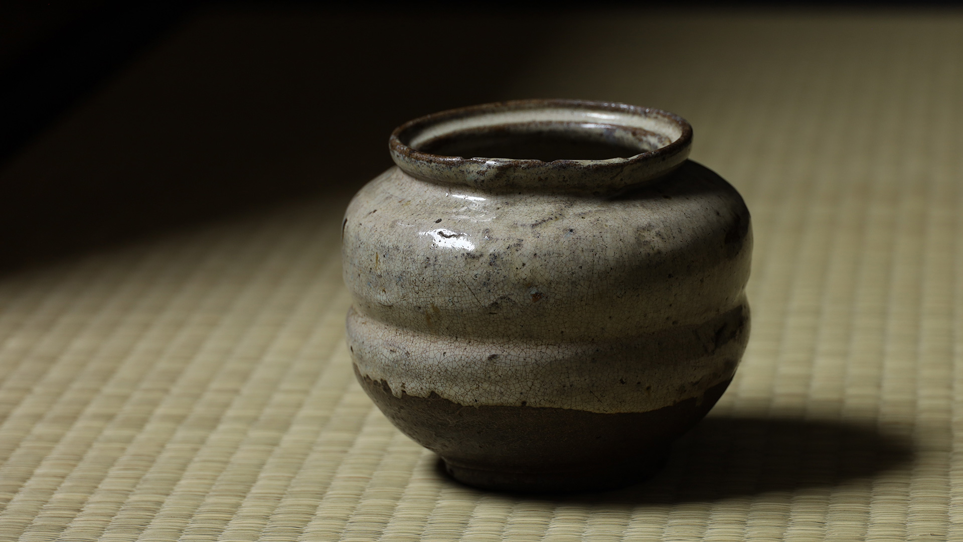 古高取斑釉壺（江戸時代 / 内ヶ磯窯）-y1