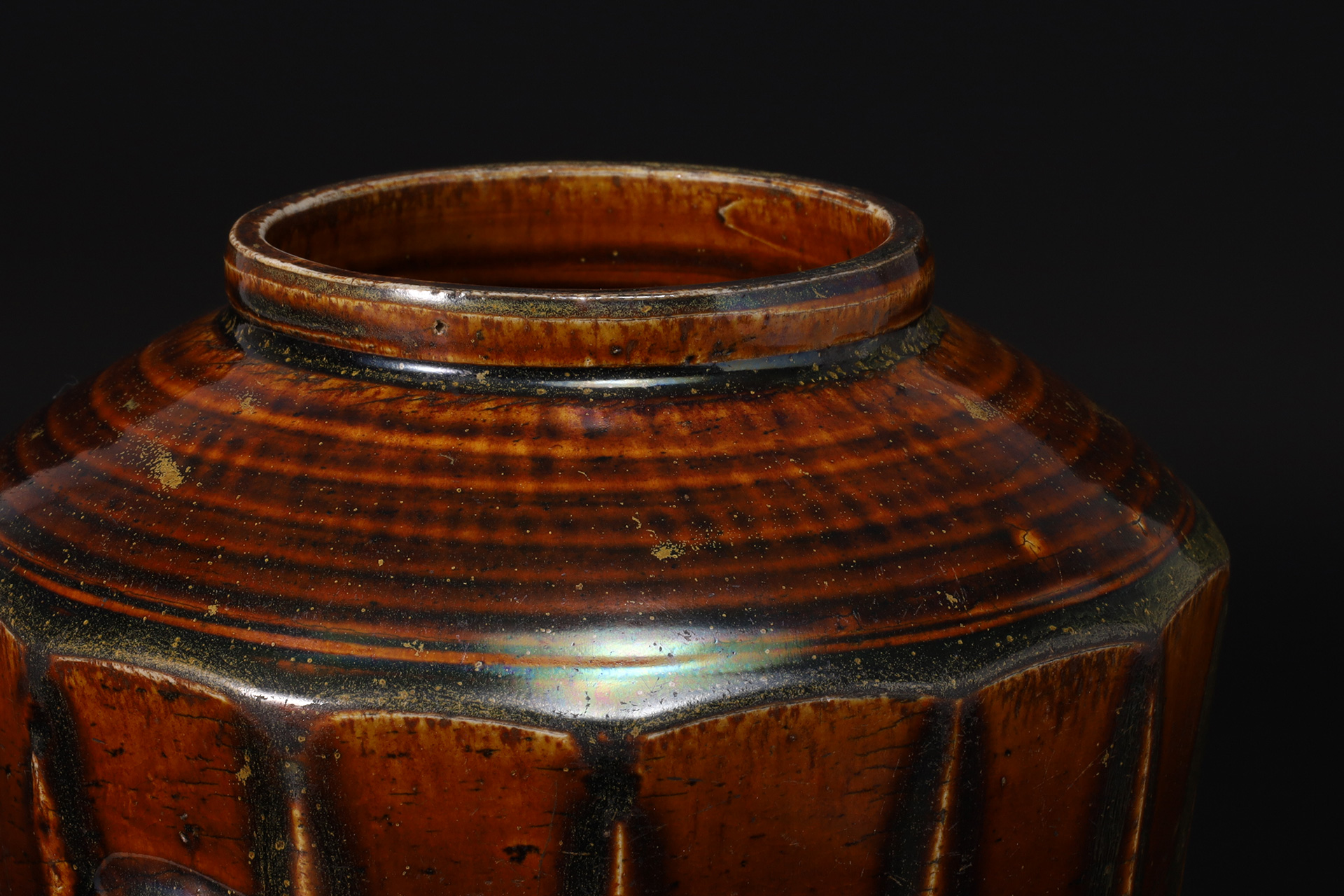 李朝飴釉面取壺（朝鮮時代）-3