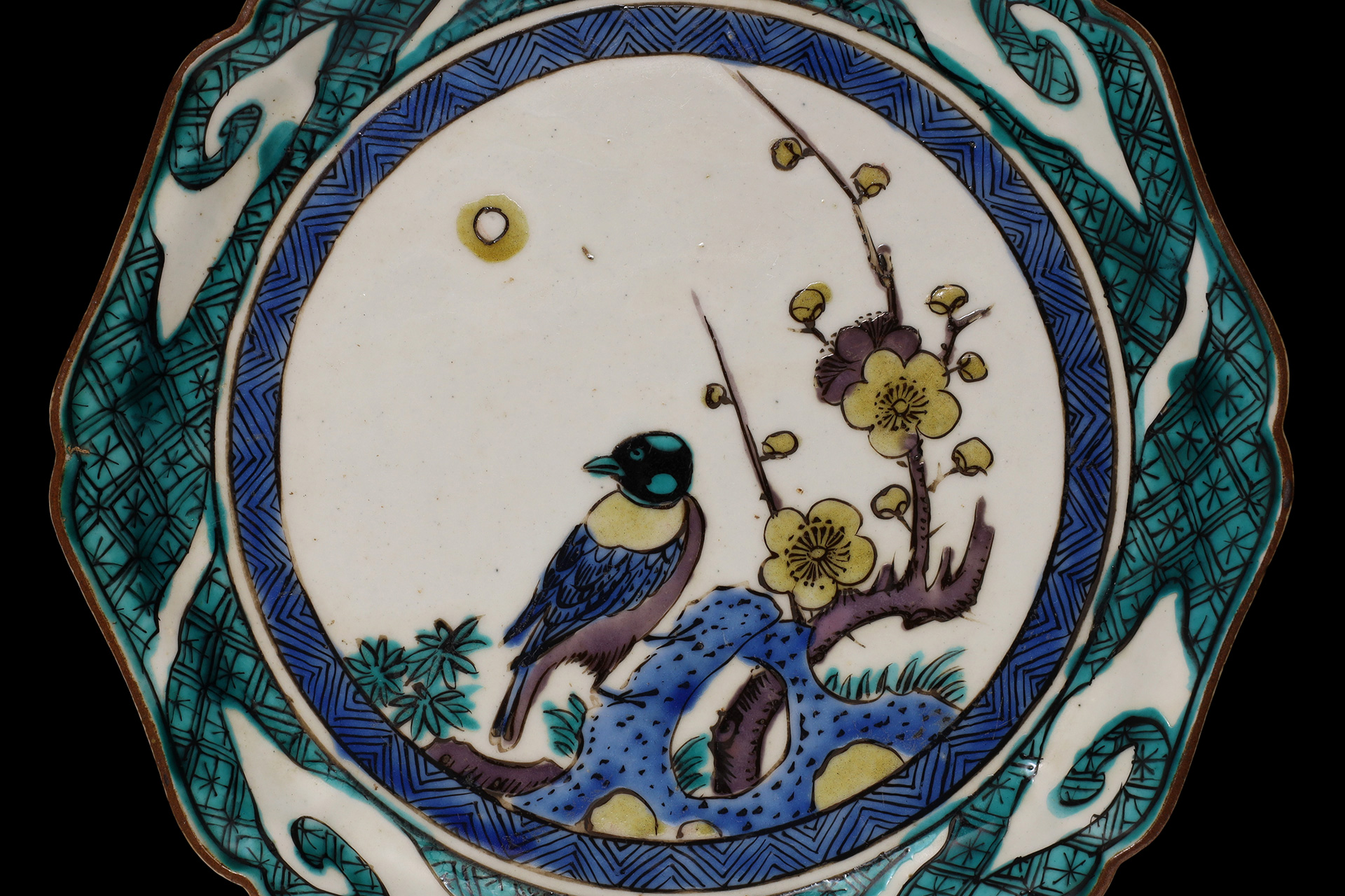 古九谷色絵梅鶯文八角皿（江戸時代）-2