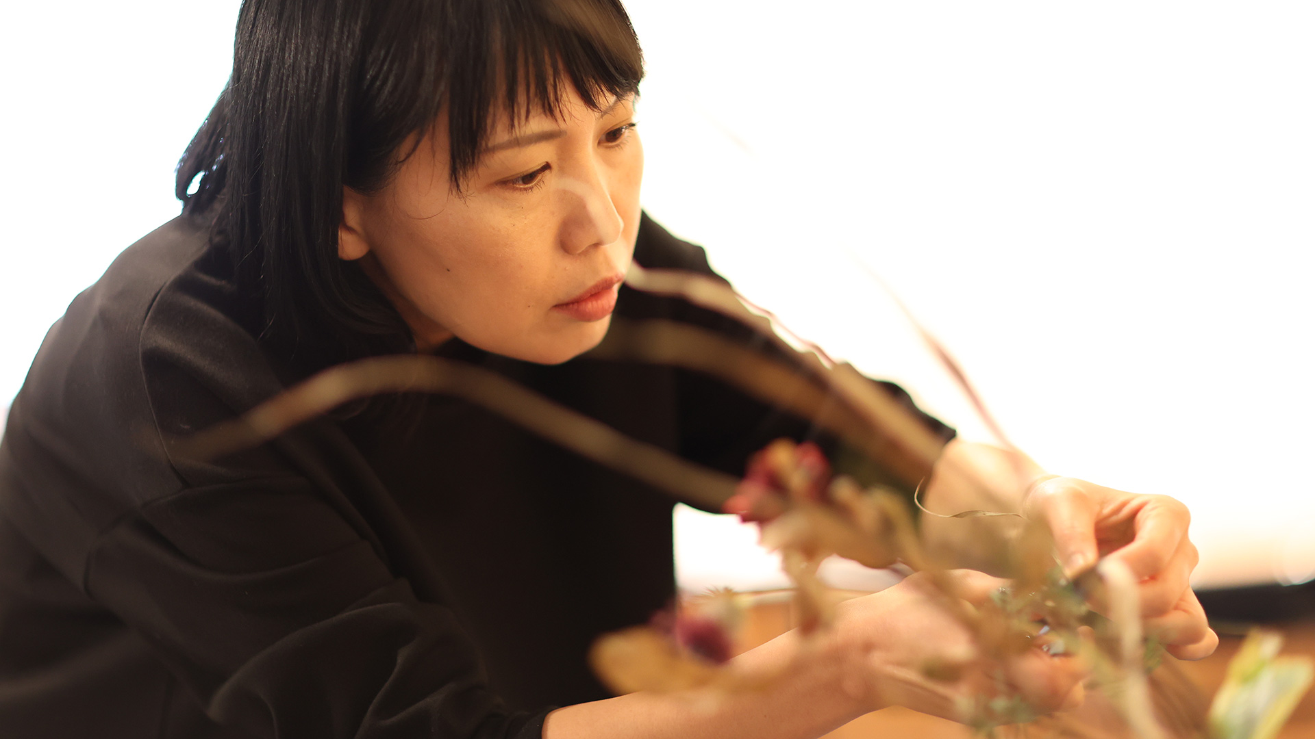 With the Chosen Karatsu Flower Vase by Shiho Yokokawa-1