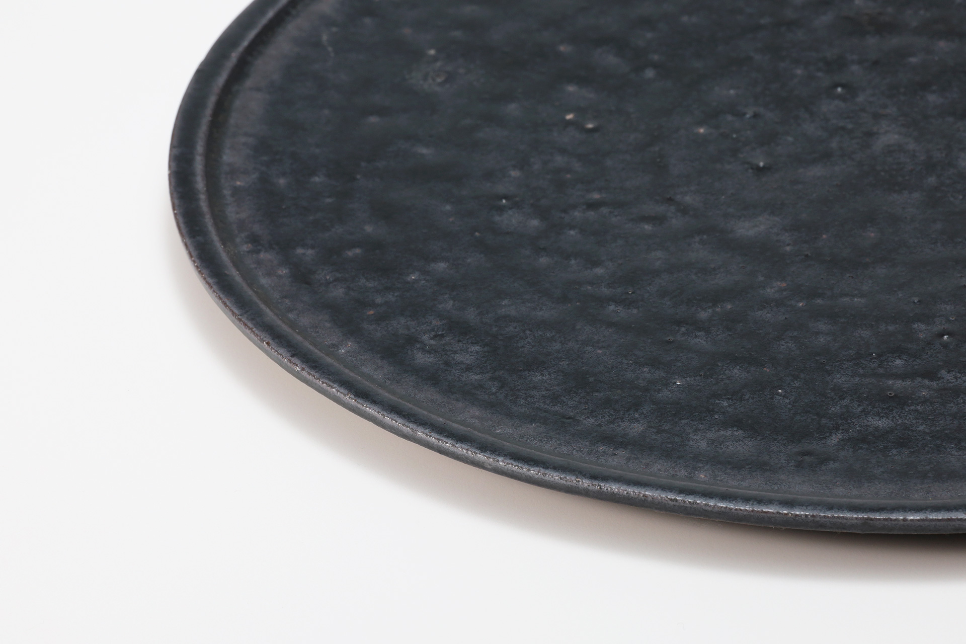 唐津鉄釉平皿（矢野直人）-2