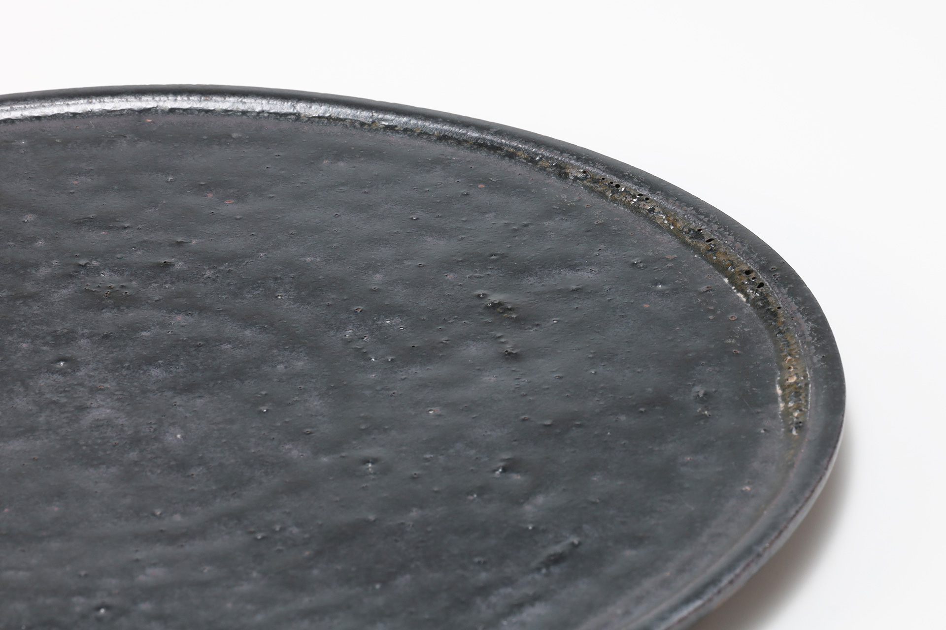 唐津鉄釉平皿（矢野直人）-3