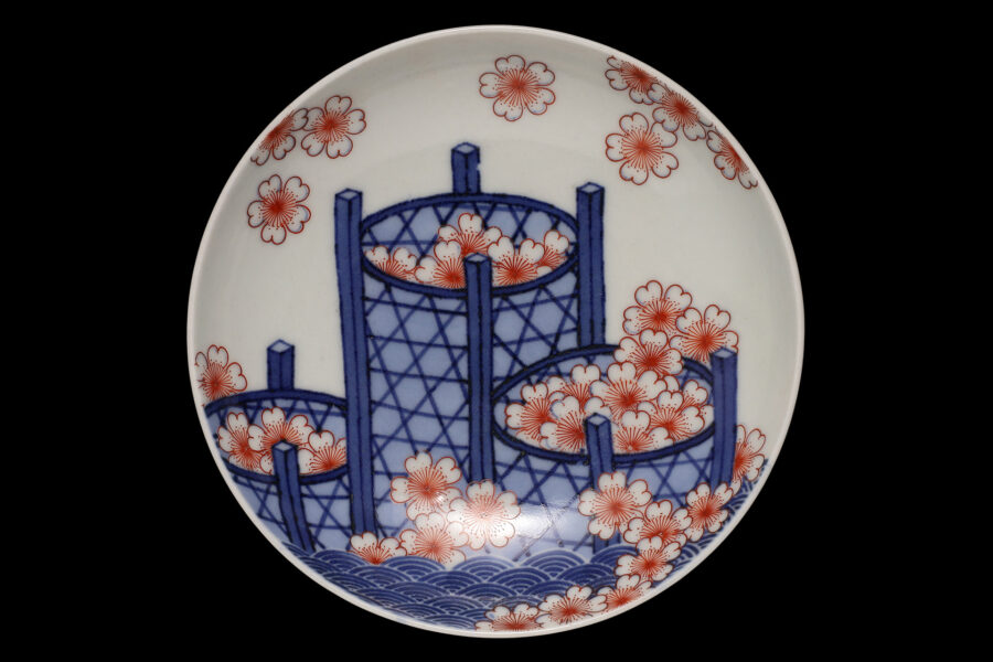 鍋島色絵桜花籃文小皿(江戸時代)-1