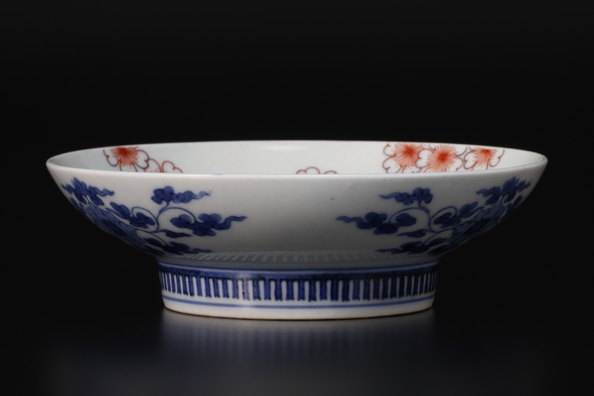 鍋島色絵桜花籃文小皿（江戸時代）-2