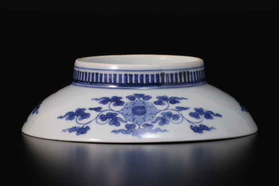 鍋島色絵桜花籃文小皿(江戸時代)-7