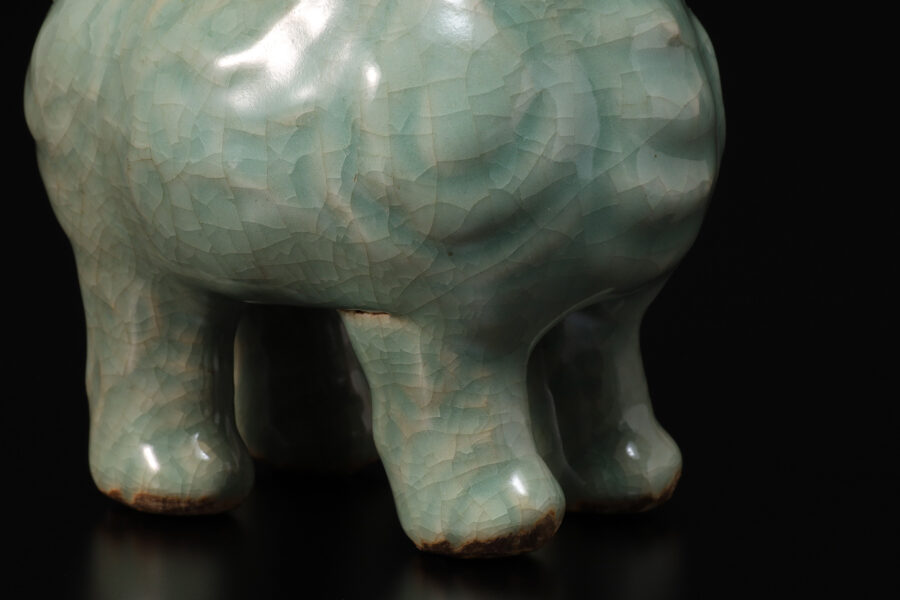 七官青磁獅子香炉（明時代）-5