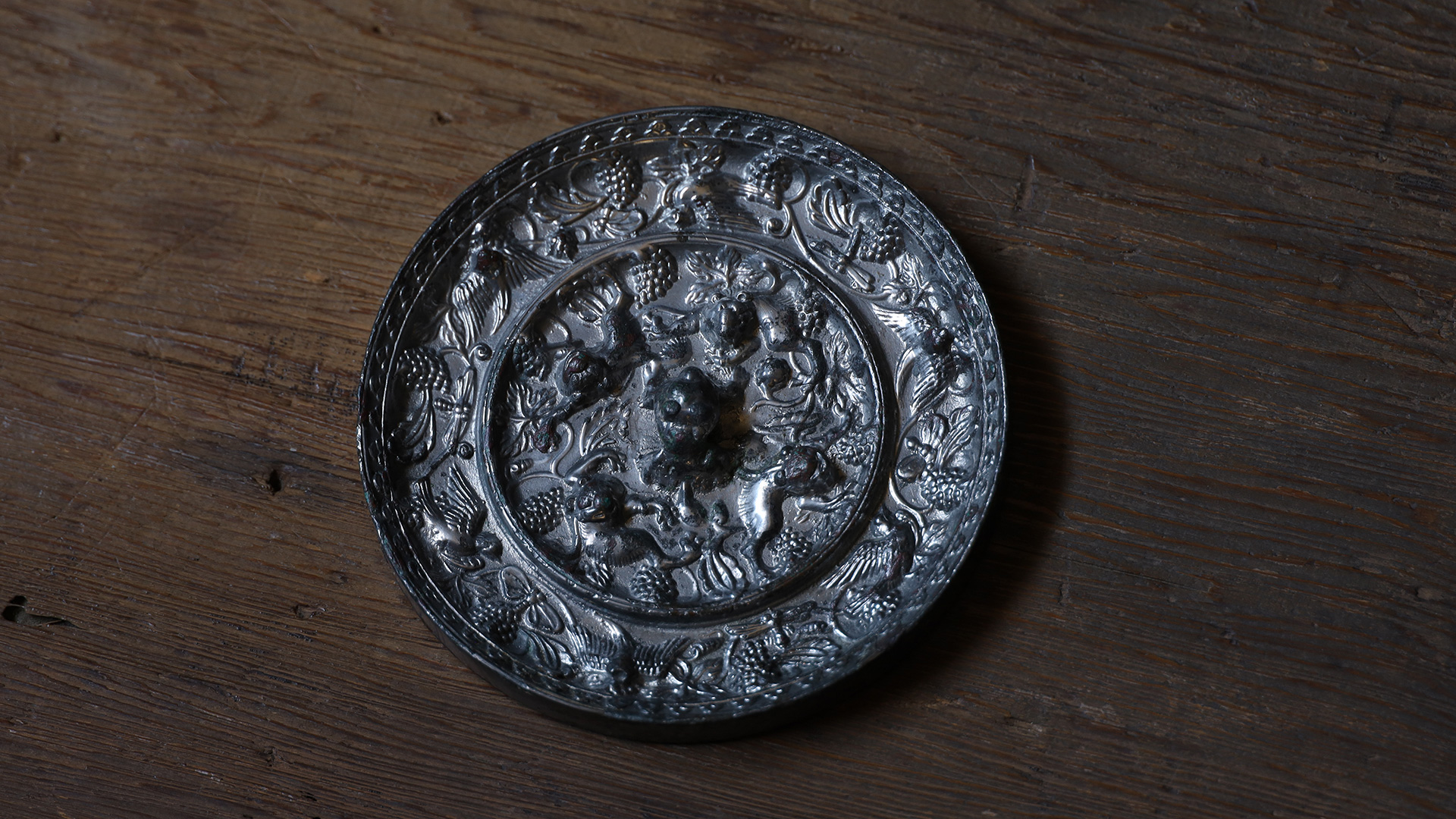 海獣葡萄鏡（唐時代）-y1