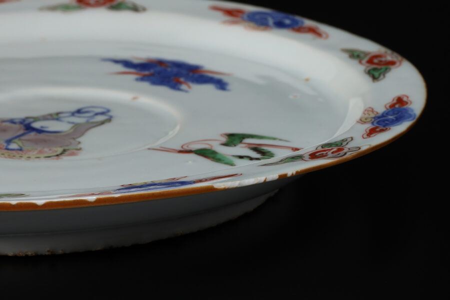 南京赤絵羅漢雲鶴文皿(明 - 清時代)-6