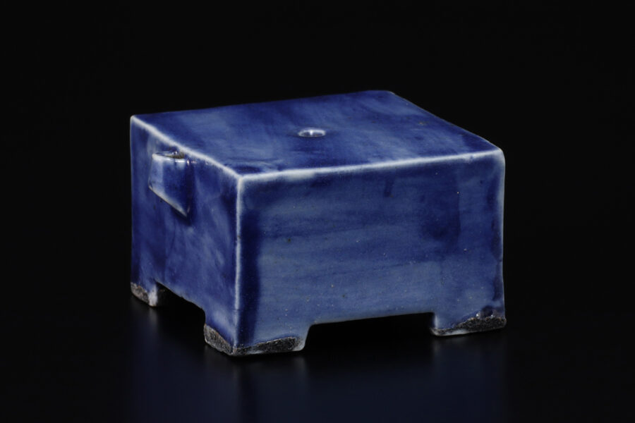 李朝瑠璃釉四方水滴(朝鮮時代)-1