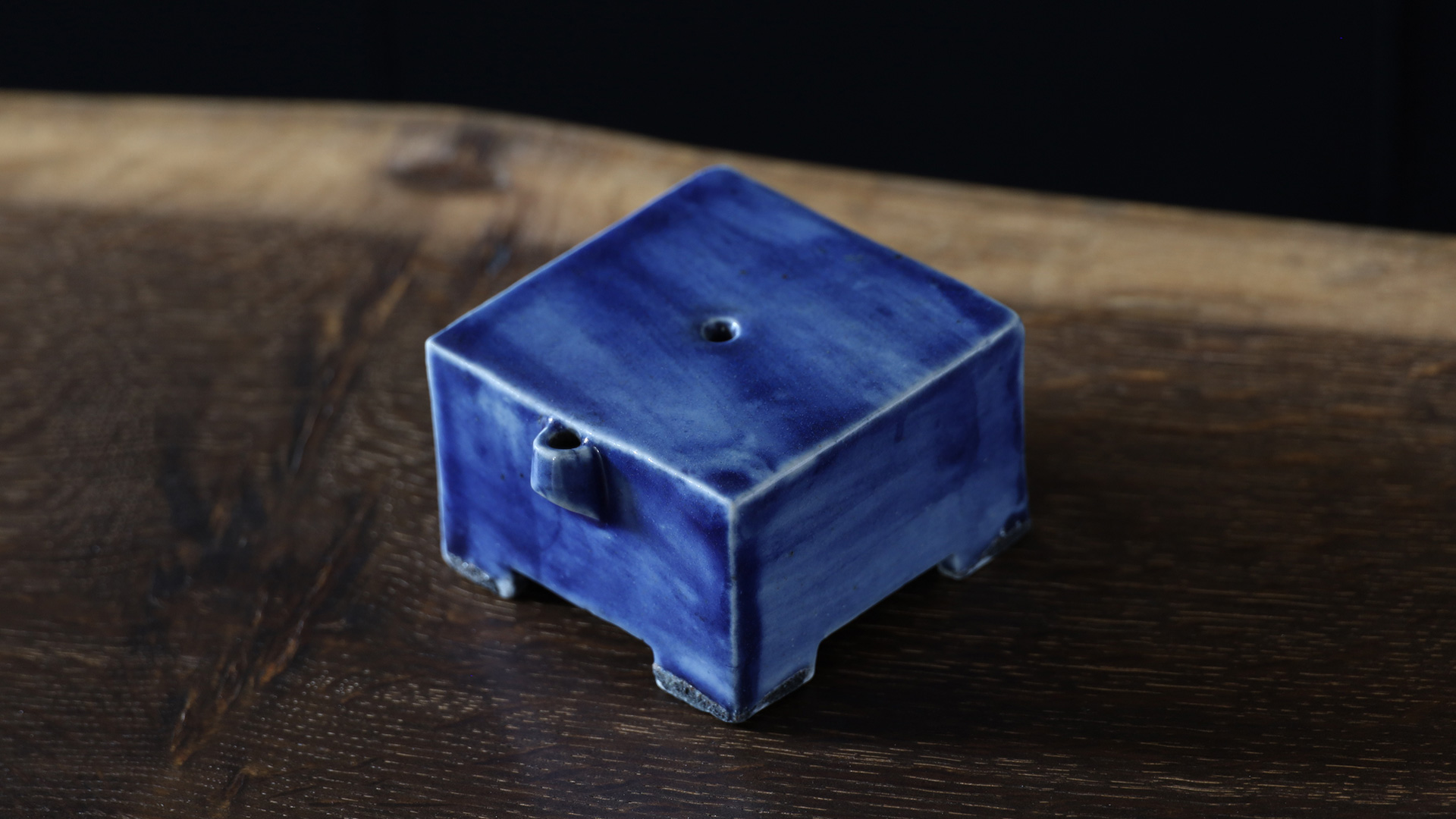 李朝瑠璃釉四方水滴（朝鮮時代）-y1