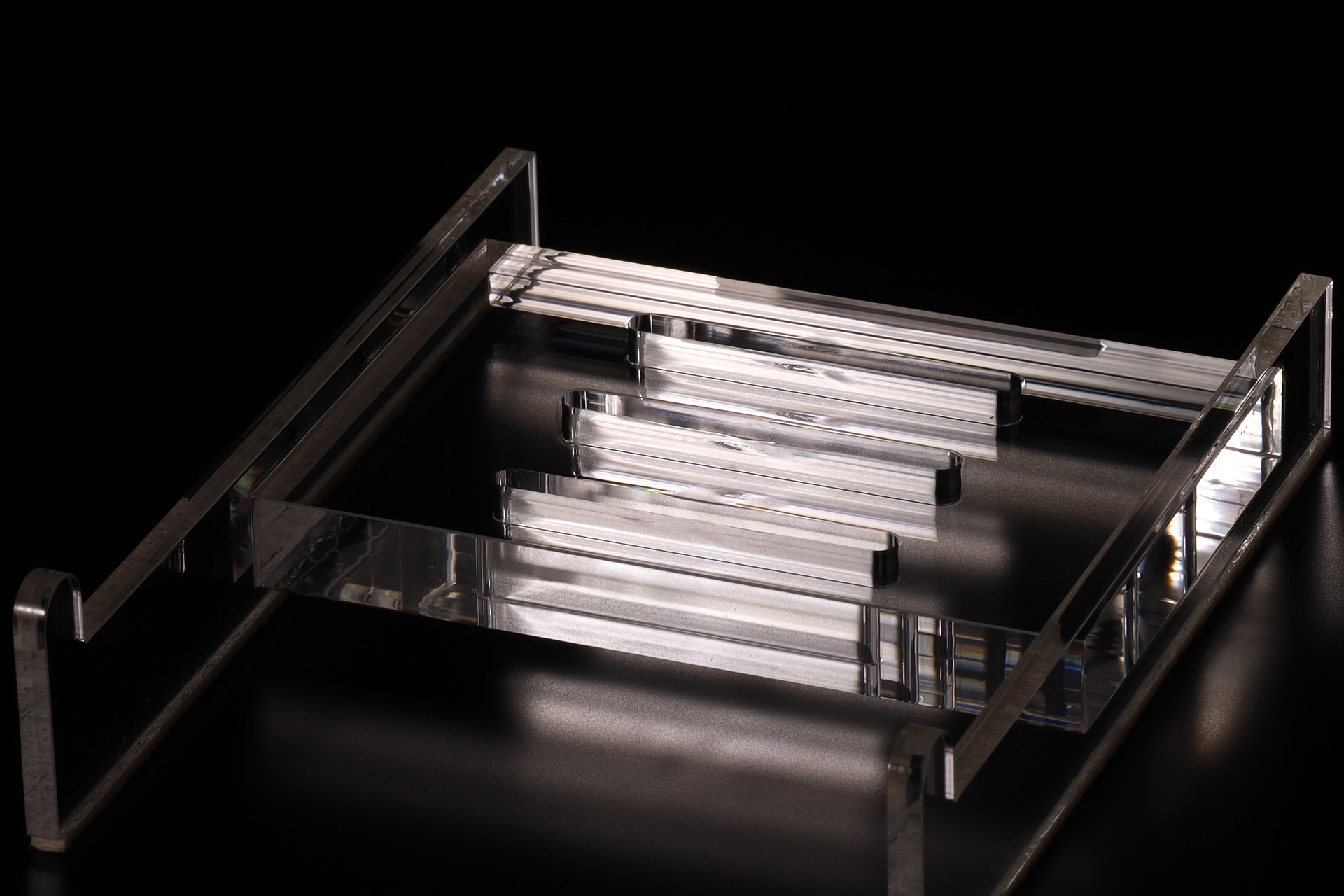 アクリル皿立て（八寸皿用）-2