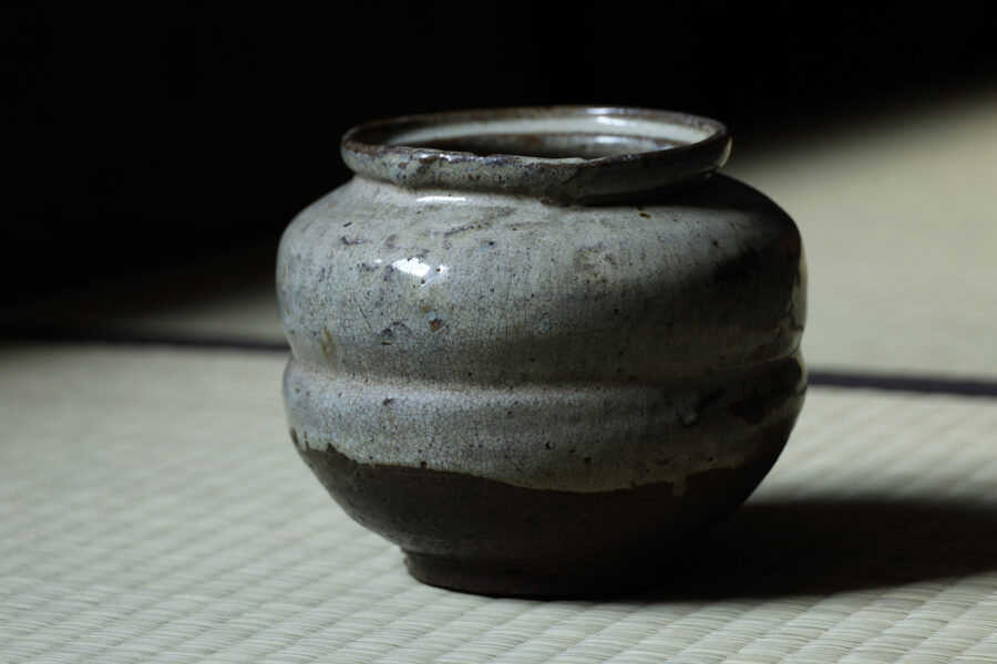 古高取斑釉壺（江戸時代 / 内ヶ磯窯）