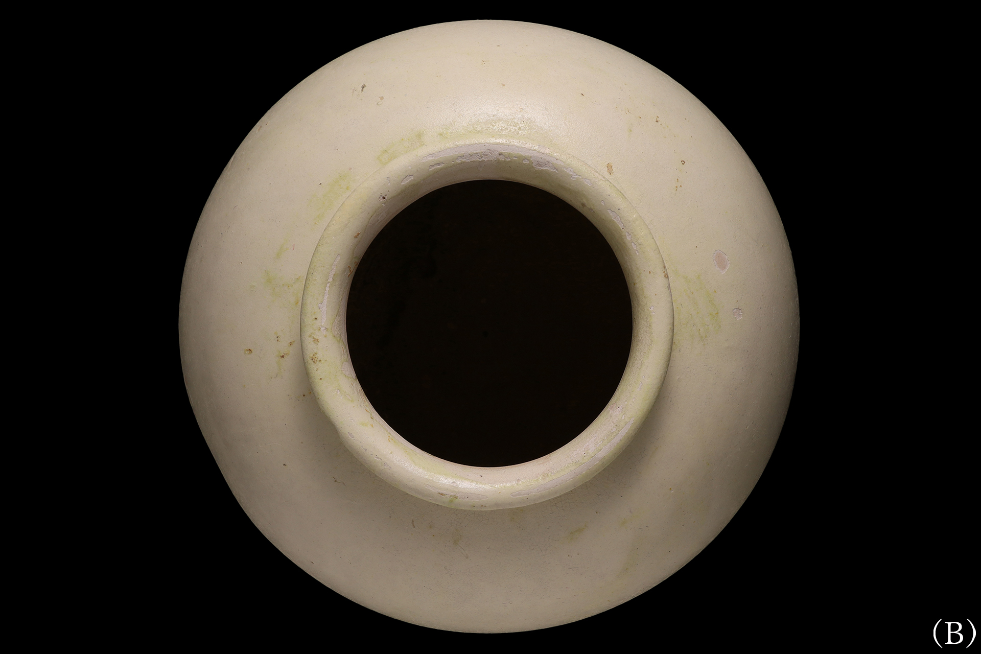 唐白磁万年壷（一対 / 唐時代 / 所載品）-22