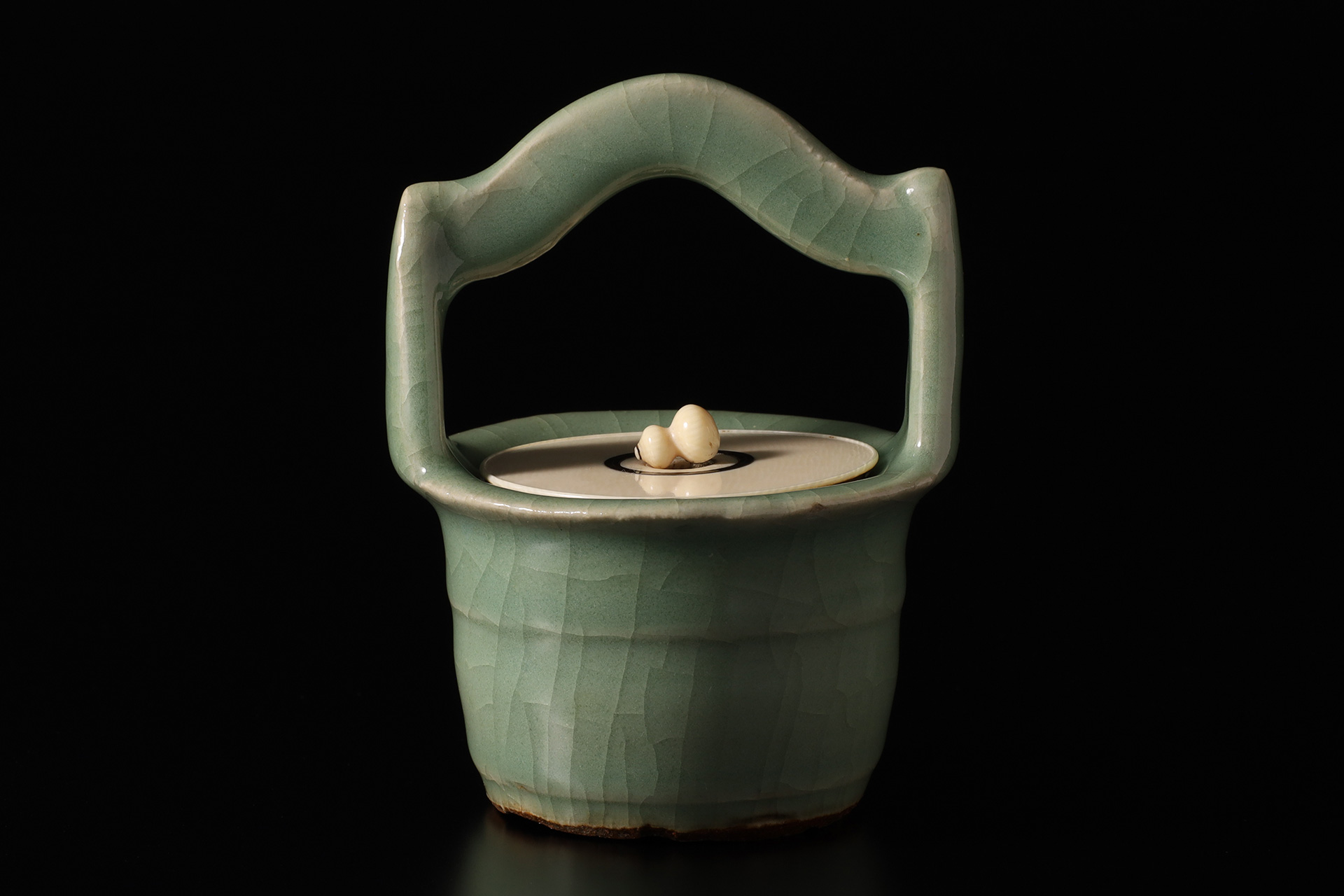 七官青磁手桶茶器（明時代）-2