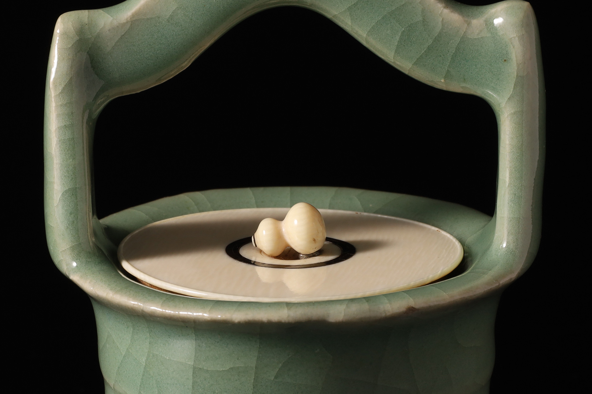 七官青磁手桶茶器（明時代）-3