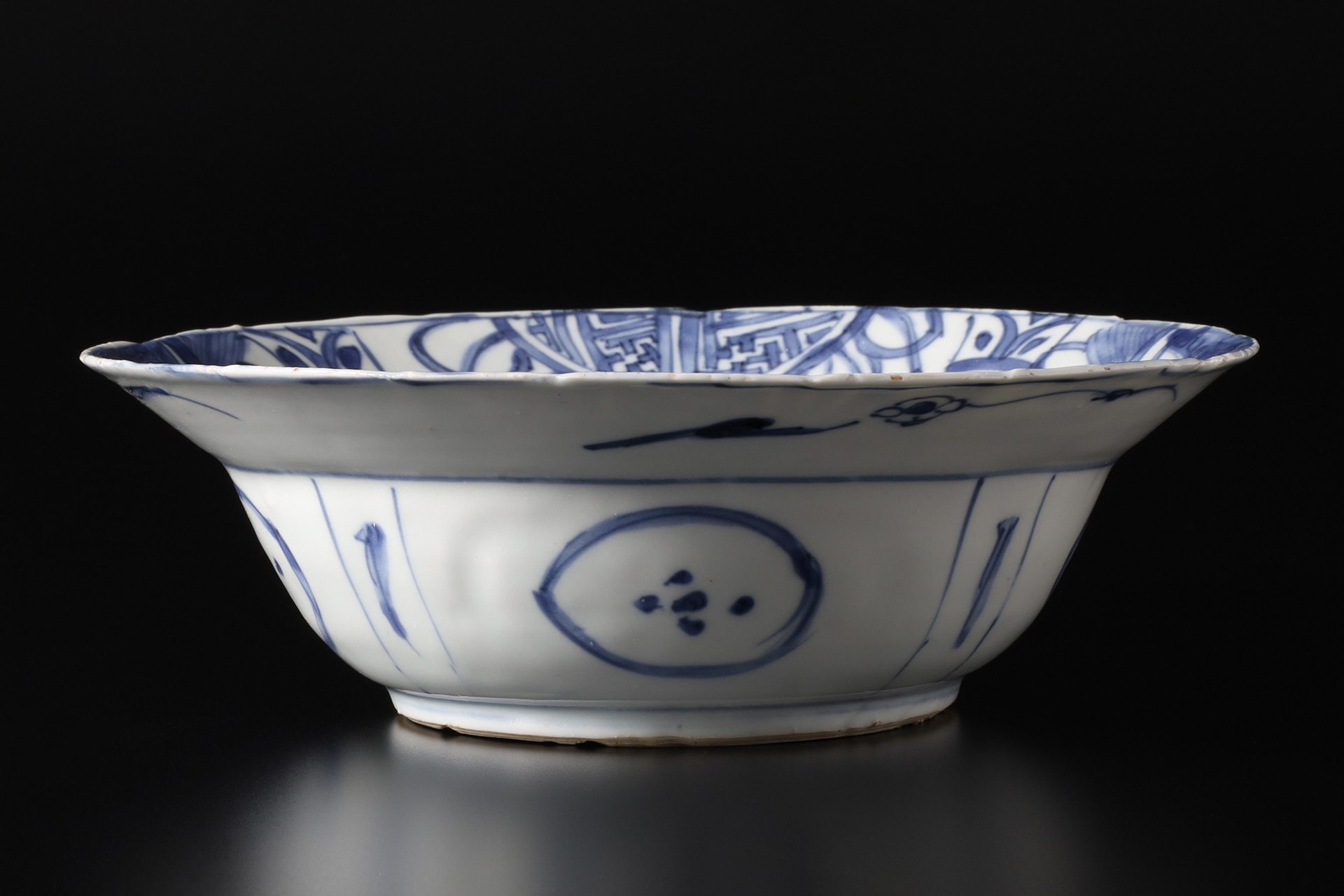 古染付芙蓉手花鳥文兜鉢（明時代）-2