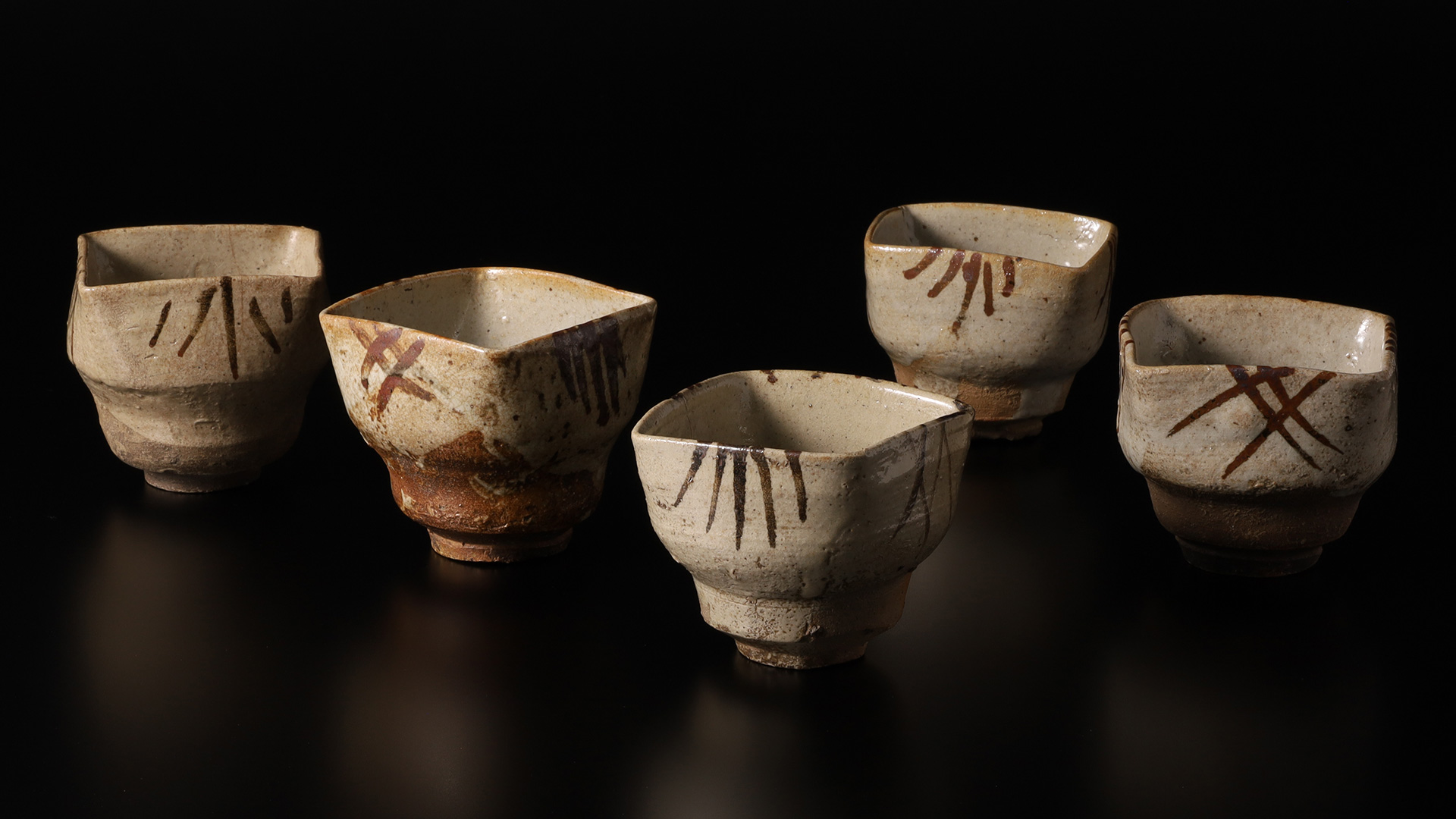 饗応のうつわ / Featured Exhibition